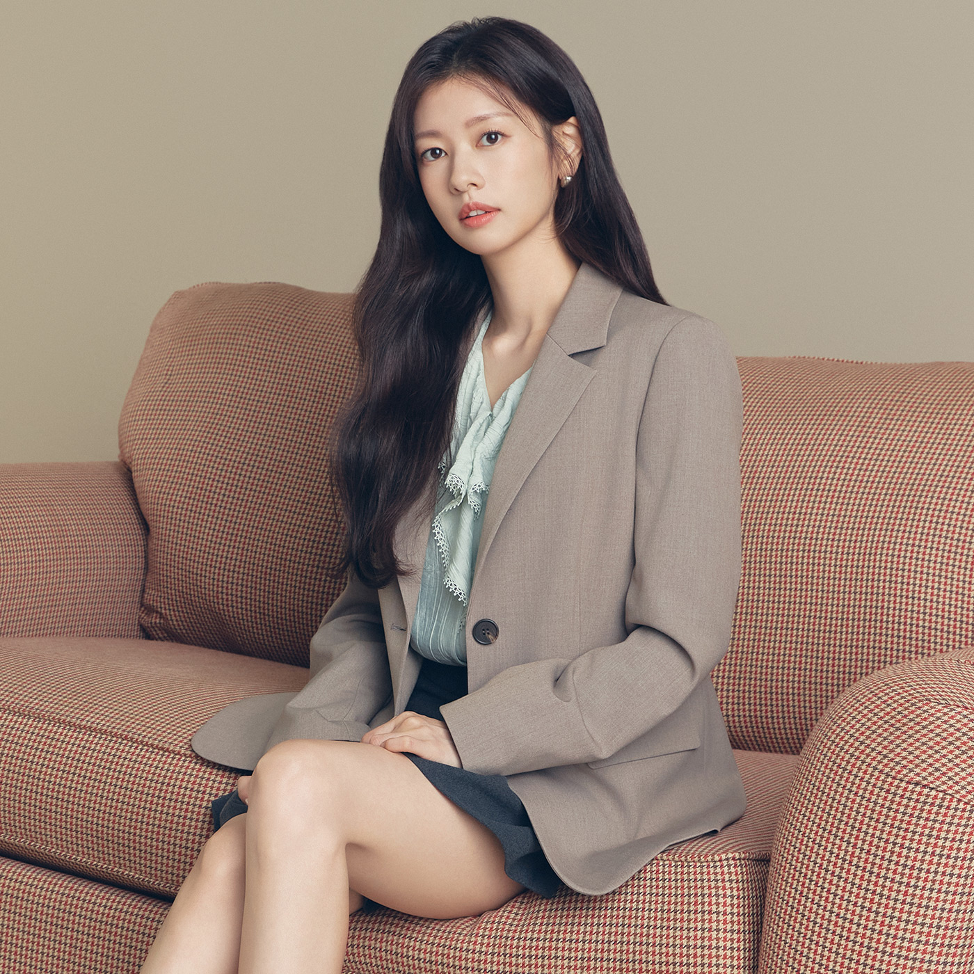로엠 정소민 PICK 로엠 테일러드 자켓 RMJKE49R11
