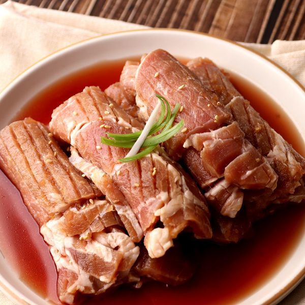 황칠먹은 돼지목살 양념구이 1kg