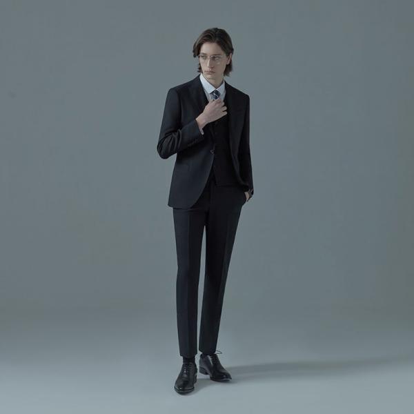 고급스러운 모임 데이트 스리피스 슈트 세련된 데일리