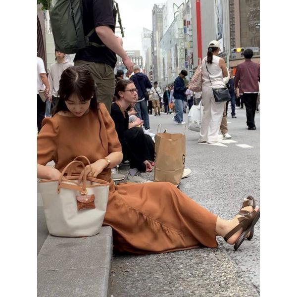 홈페이지 쏭고정 생머리 엘레강스 로맨틱한 실루엣 옆트링 셔링 셔츠