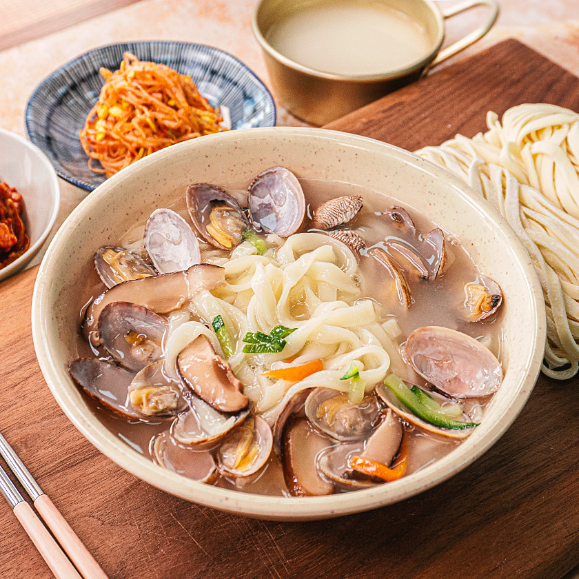 군산 엄마손 바지락칼국수 생면 바지락소스 10인분 34911013