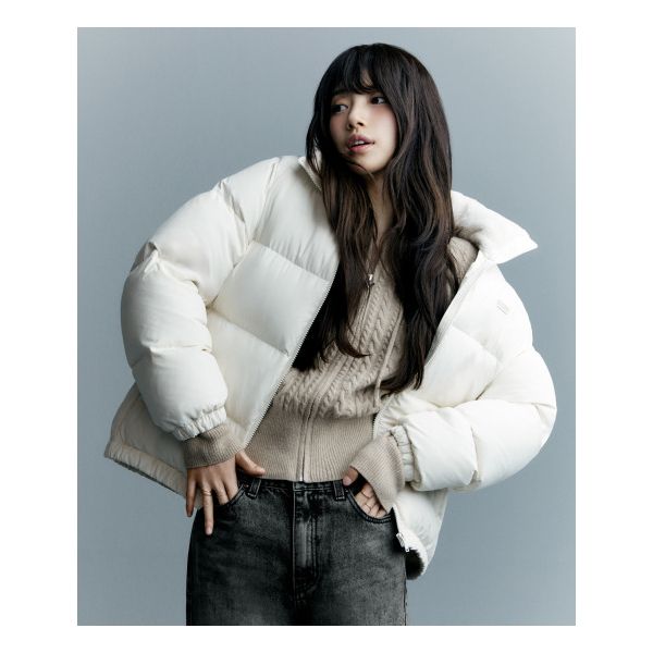 게스 게스SUZY Featherlight NEW 베이직푸퍼 MO4W9891 754516