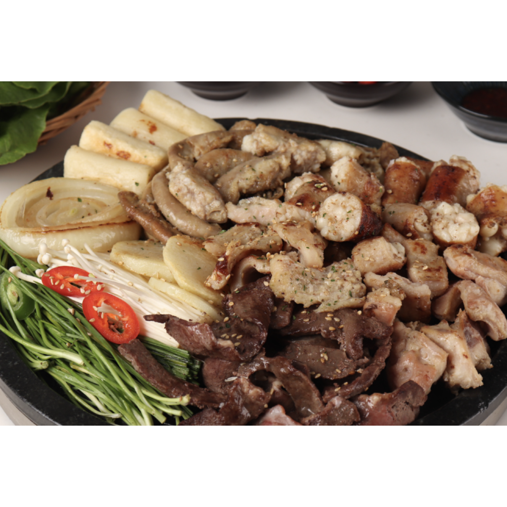 소고기 소곱창 곱창 대창 염통 모둠한판 소주한잔 1개 760g