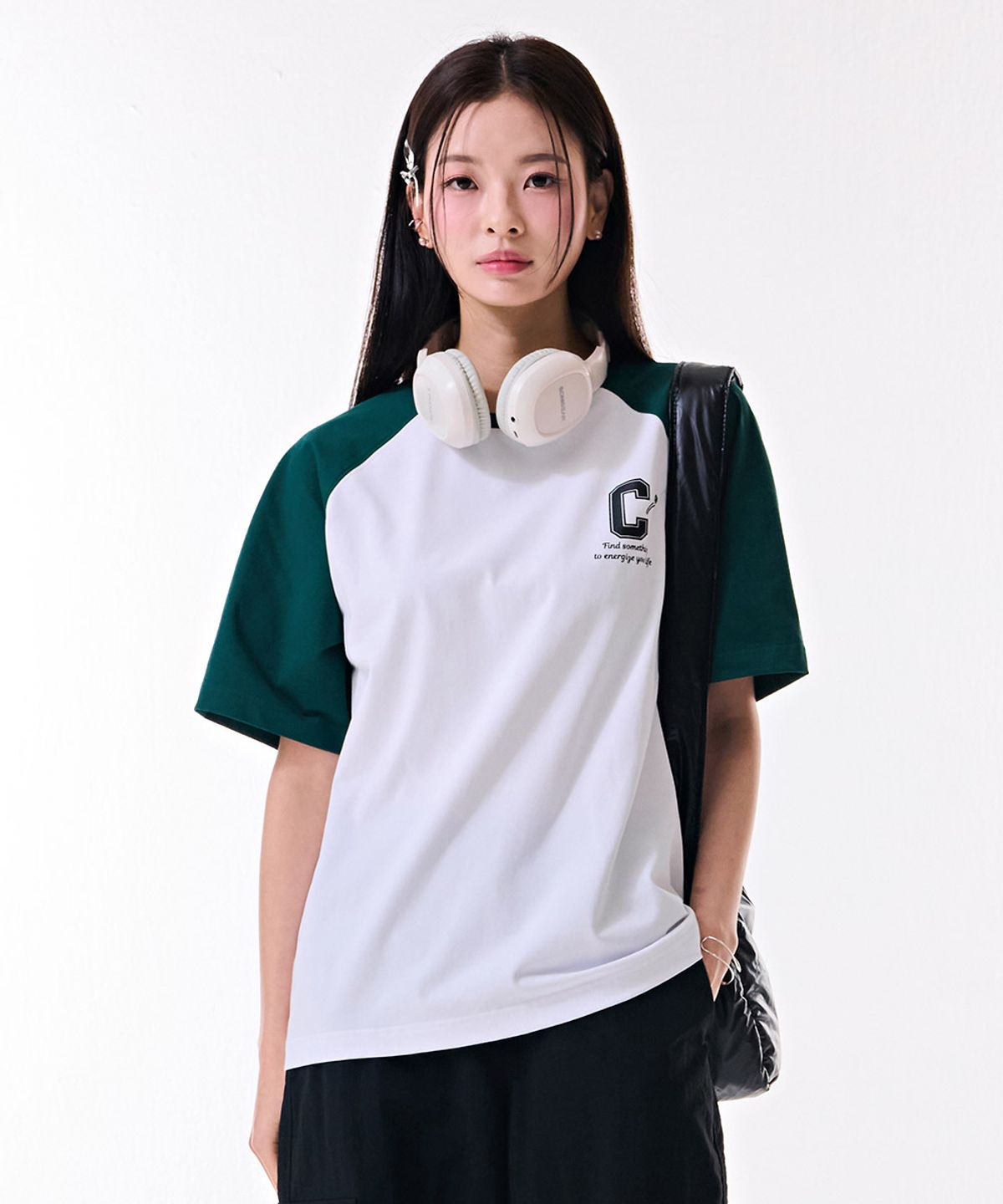 체이스컬트 공용 라글란 배색 반팔 티셔츠- DBRU5842D0E