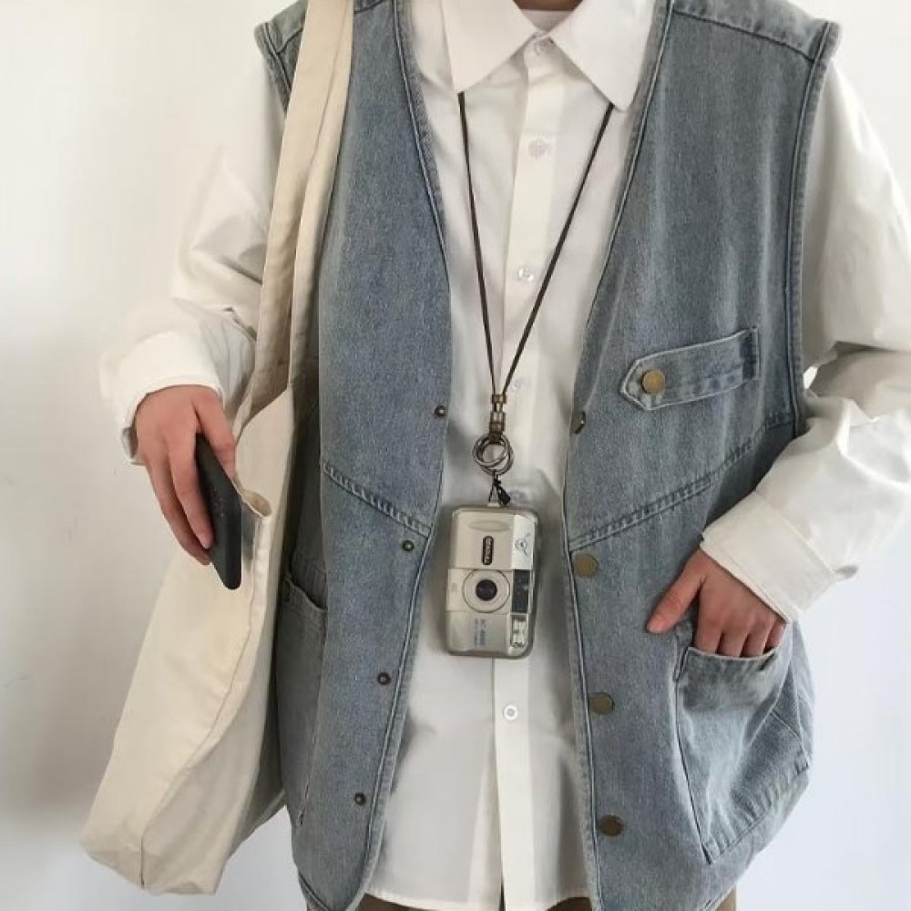 복고풍 빈티지 청 남성조끼 복고풍패션 데일리룩 레이어드패션 남성 코디 빅포켓조끼 데님베스트