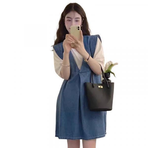 다채로운 플라워 패턴 긴 원피스 심플한 외출 데일리룩
