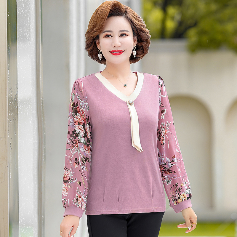 하늘 여성 가을 엄마옷 티셔츠 V넥 루즈핏 트임 하늘비즈 A10 W648N192
