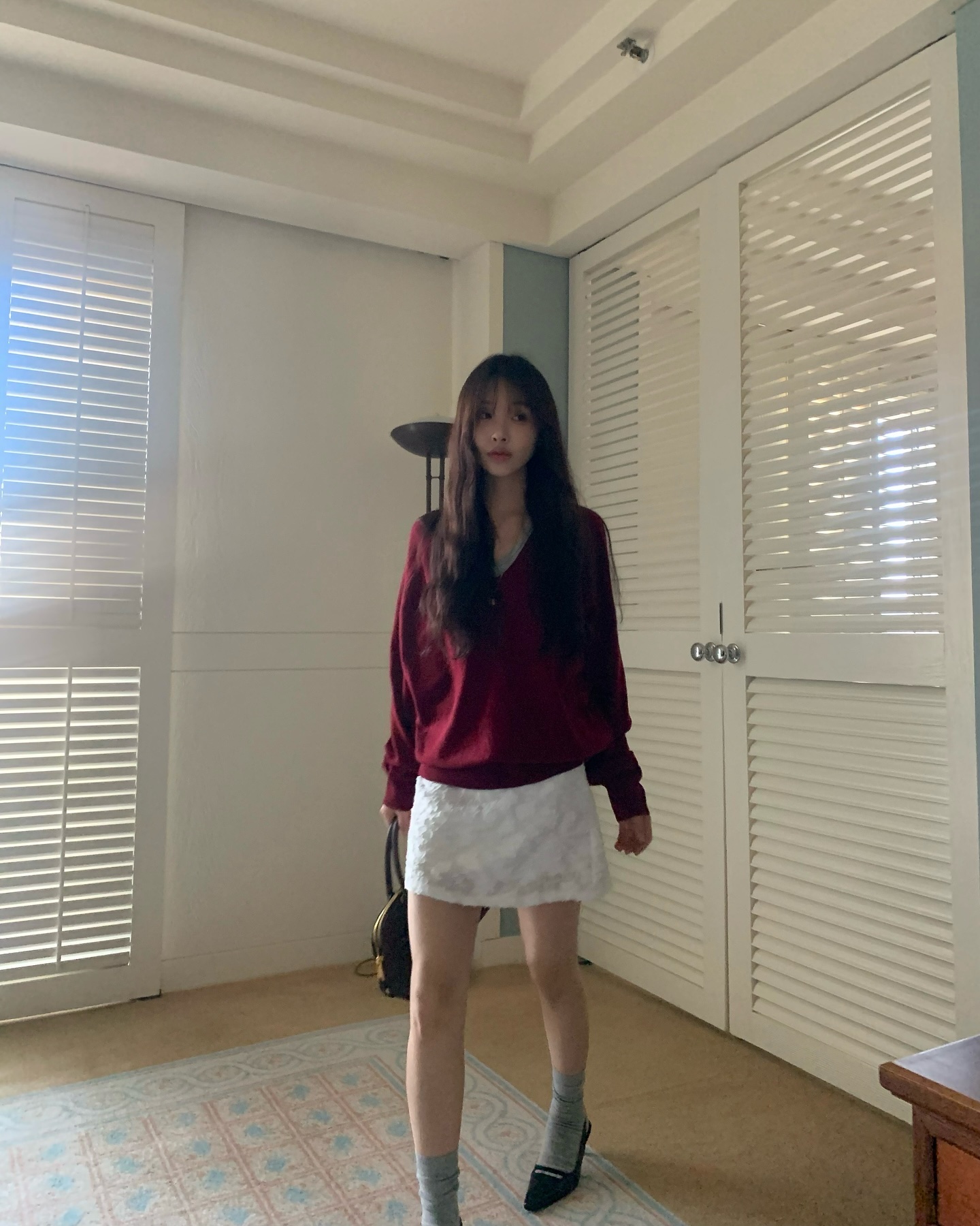 웰로우 폼폼 레이스 미니 스커트 2col a라인 미니스커트
