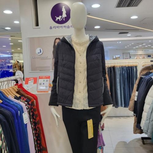 올리비아하슬러 포인트숏패딩104bk