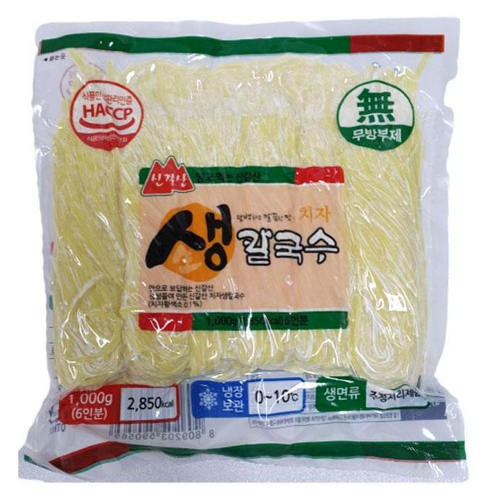 신갈산 치자 생칼국수 1KG 신갈산 치자 생칼국수 칼국수면 면류