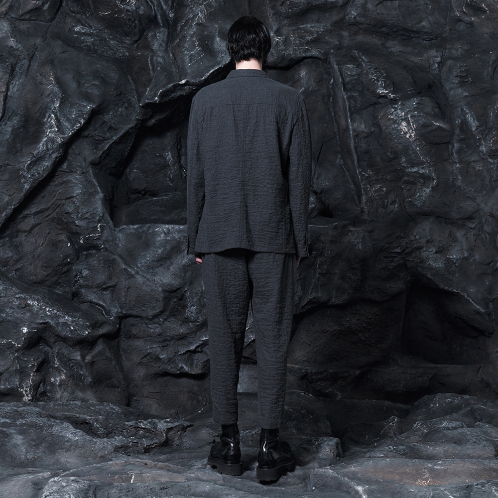 송지오 송지오옴므 라이트 플리츠 자켓 SE5JK561GY
