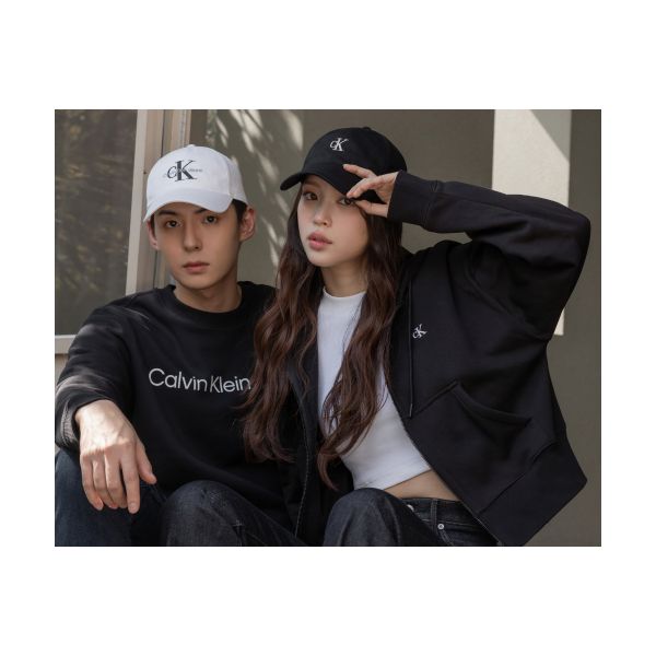 Calvin Klein Jeans 남녀공용 CKJ 엠브로이더리 로고 볼캡 캘빈클라인 진 4G5038G-UB1