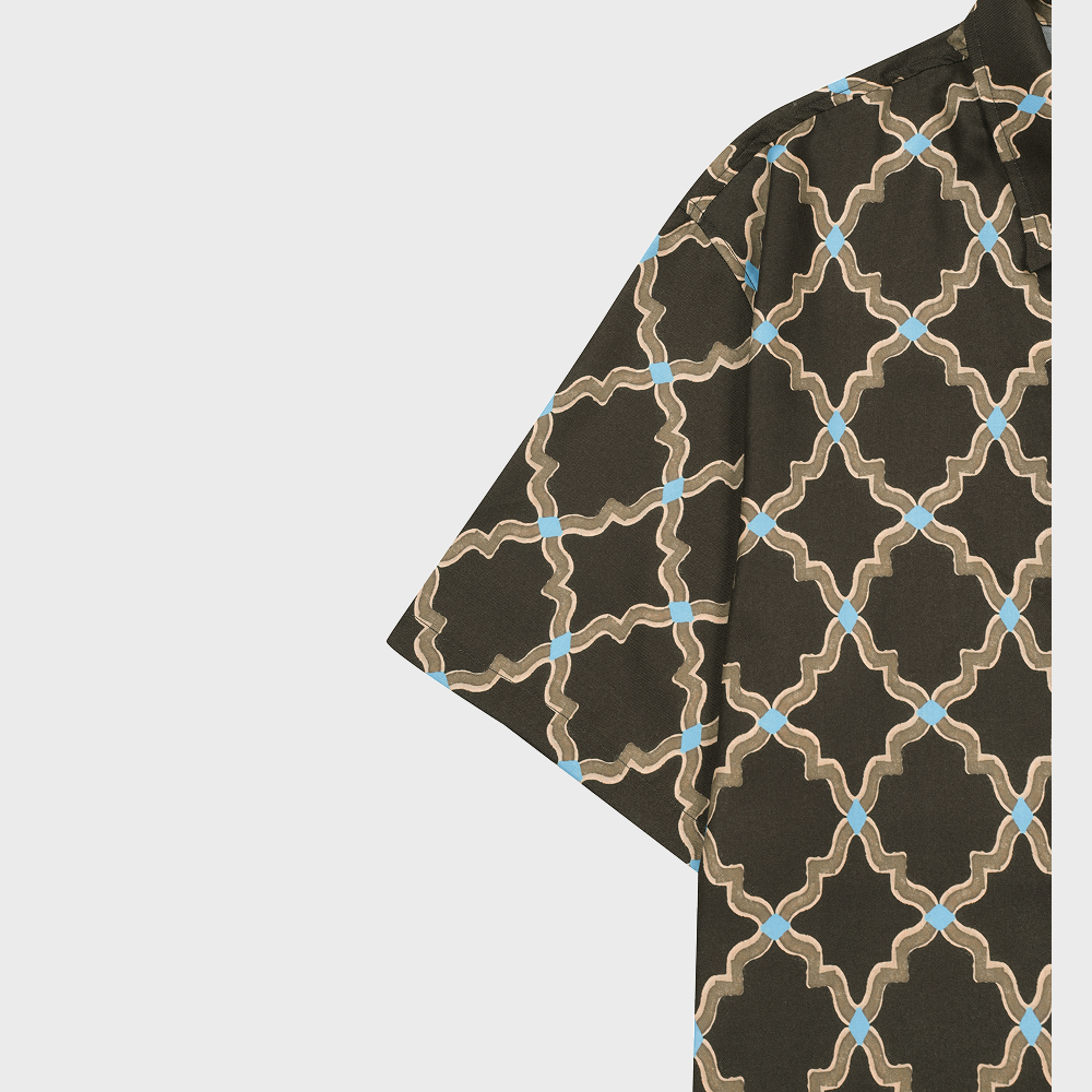 아모프레 Pattern Shirt J3SAM25301