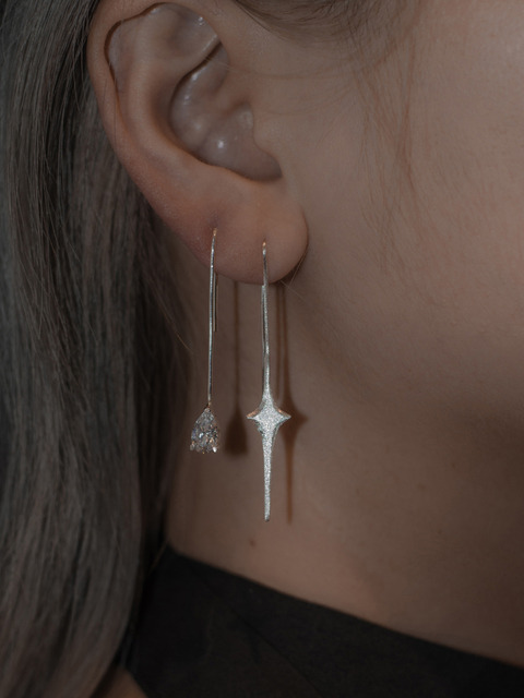 문라이트스톤 Daisy Earrings Unbalance Type