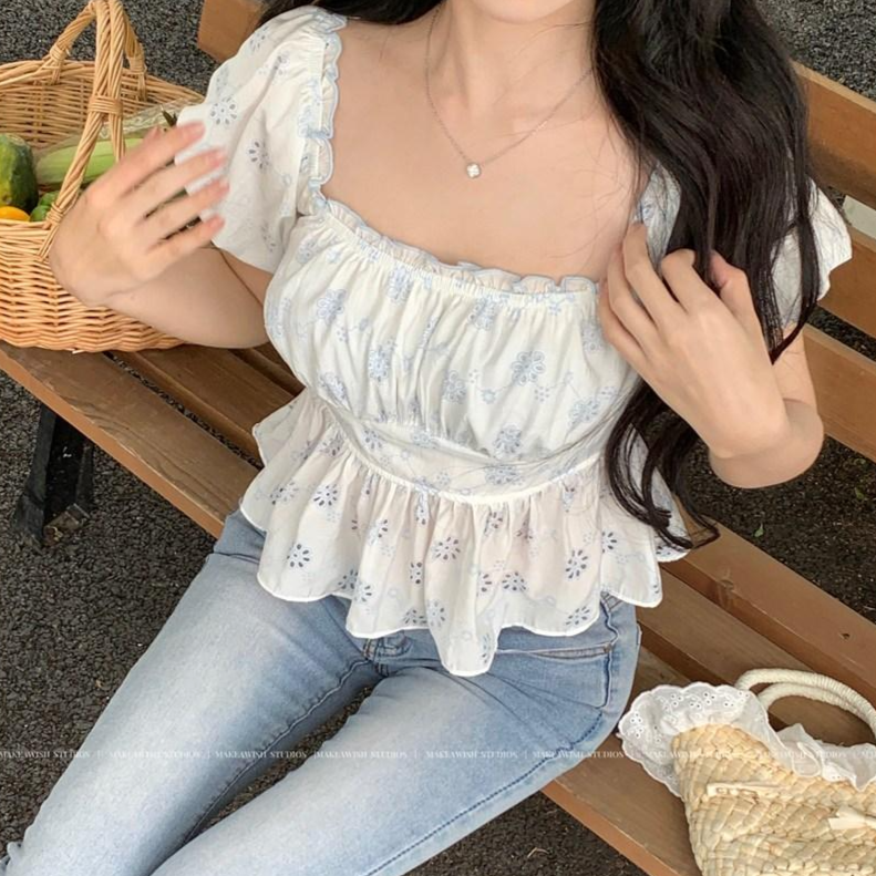 S S 봄 여름 가을 겨울 페미닌룩 유니크룩 플라워 펀칭 프릴 블라우스 셔츠 S