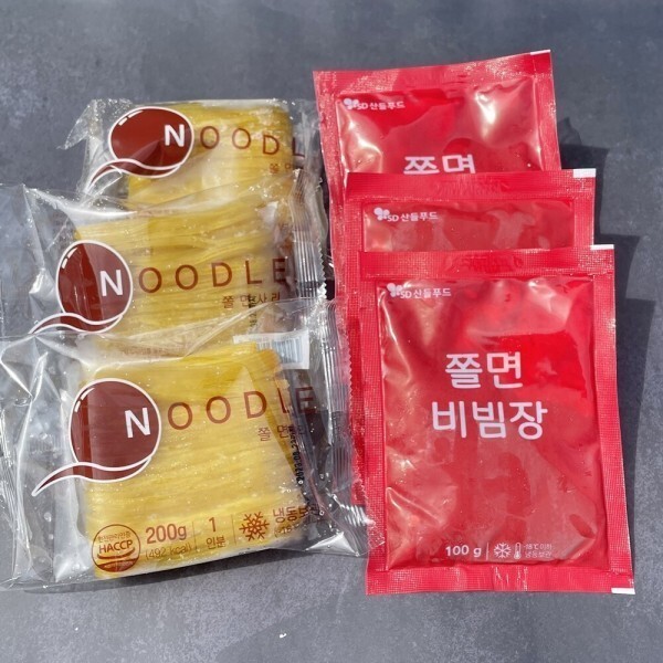 온누리식품 쫄면 10인분 세트 소포장 사리 비빔장 주식회사 식판사