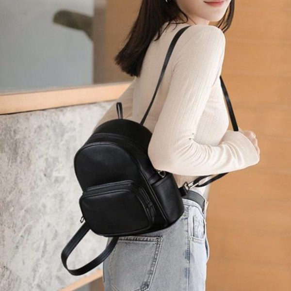 심플하고 귀여운 여성 미니 백팩 여성가방