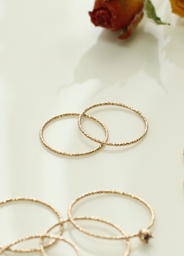 <b><p>Rubbing Silver album_925 room friendship</p></b><b><p>ブルリング 銀色の波 銀の指輪_925 ウンシル 友情 十本 バー糸 アンティークな</p></b><br /><br /><p align='center'>